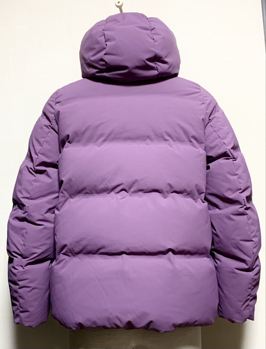 新品同様:UNIQLO.シームレスダウン パーカ M(レディース/フーデッド ダウン ジャケット/OUTDOOR/パーカー/肩40幅54丈65/+j marni type)_画像2