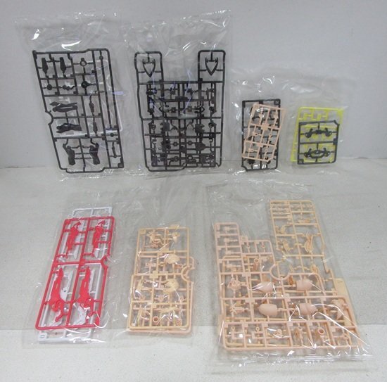 ■【未組立/外箱ダメージ】壽屋(KOTOBUKIYA) ファンタシースターオンライン2 es ジェネ(ステラティアーズVer.) 全高約160mmプラモデル 特_画像8