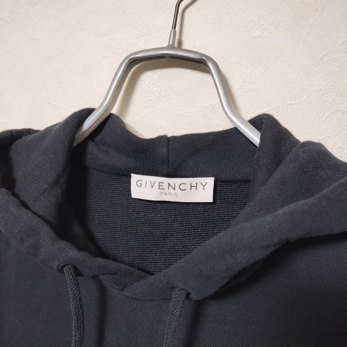 GIVENCHY PARIS ジバンシー レインボー チェーンプリント ロゴ パーカー フーディー S ブラック 黒 鎖 ジバンシイ ジバンシィ 送料無料_画像5