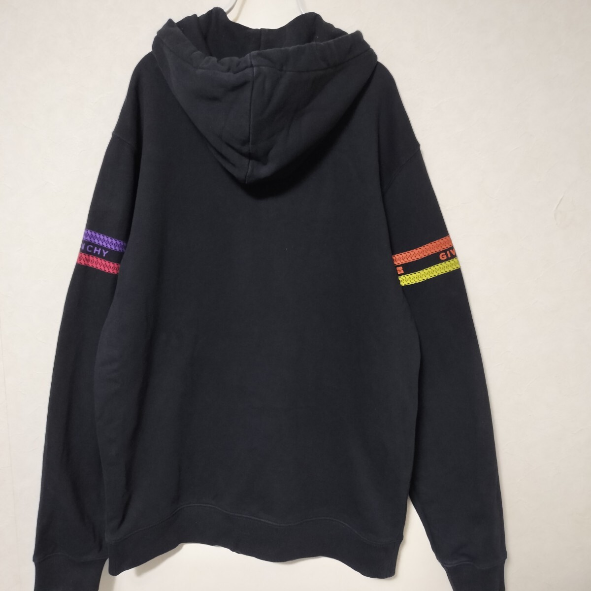 GIVENCHY PARIS ジバンシー レインボー チェーンプリント ロゴ パーカー フーディー S ブラック 黒 鎖 ジバンシイ ジバンシィ 送料無料_画像6