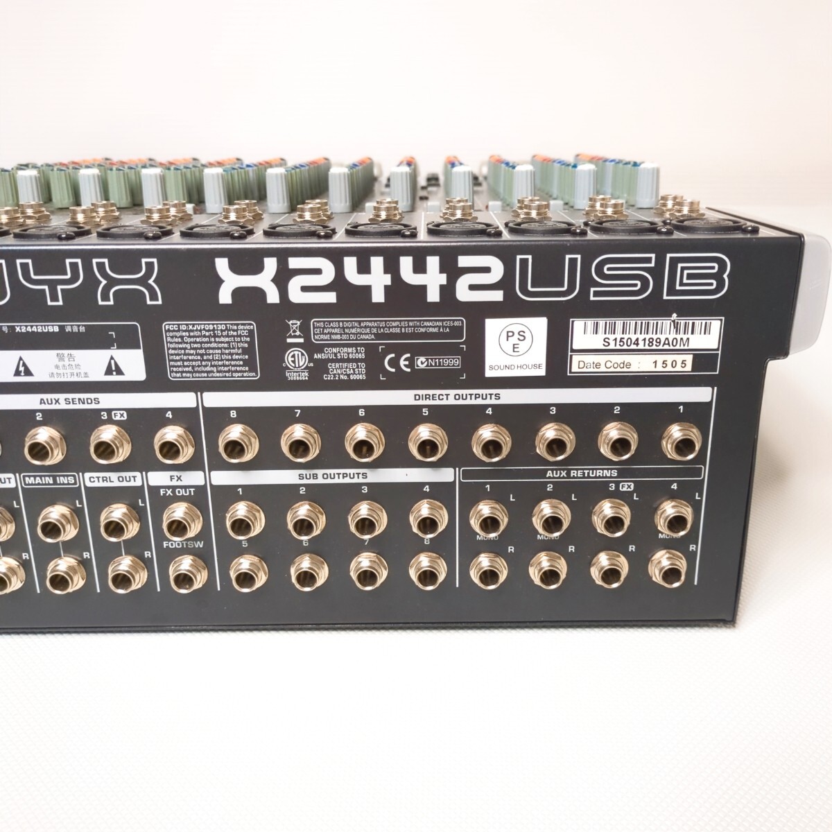 美品 Behringer アナログミキサー XENYX X2442USB 24チャンネル4バス 1ノブコンプ エフェクト USBオーディオインターフェース_画像7