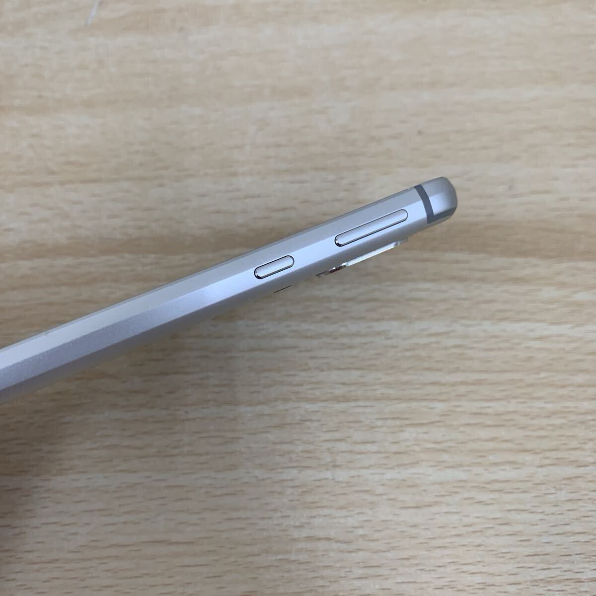  б/у товар смартфон SHARP AQUOS sense3 lite 64GB SH-RM12 серебряный белый Rakuten мобильный : суждение 0 смартфон * мобильный телефон 