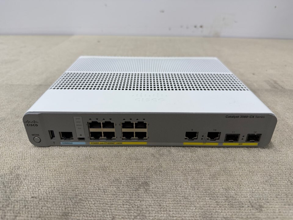 Cisco WS-C3560CX-8PC-S V03 8-Port PoE Switch 初期化済み_画像1