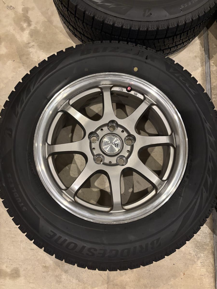 ★本州送込み★ブリヂストン　VRX2 215/65R16 2023年製 スタッドレスタイヤ_画像5