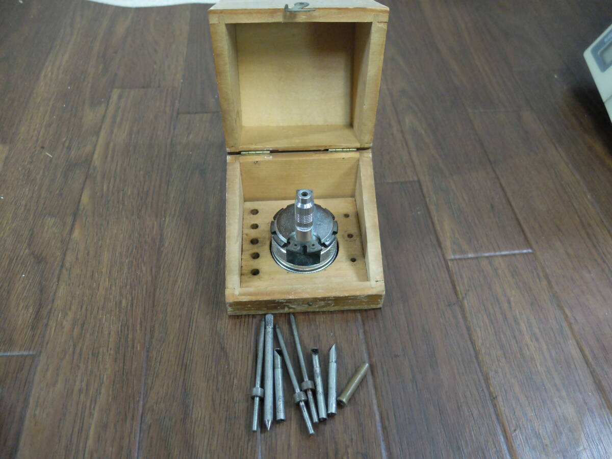 ★☆GEM ゼム　PERFECTAパーフェクタ　天真抜き　ポンス台☆★_画像1