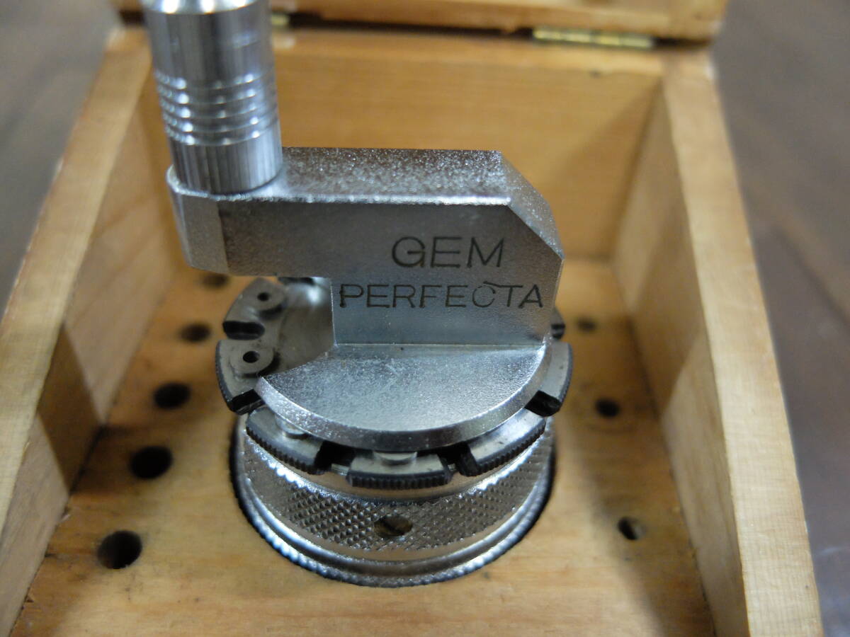 ★☆GEM ゼム　PERFECTAパーフェクタ　天真抜き　ポンス台☆★_画像2