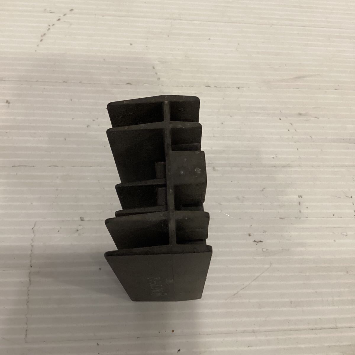 B39-44 スズキ アドレスV125S CF4MA レギュレーター　動作確認済み 純正部品_画像2