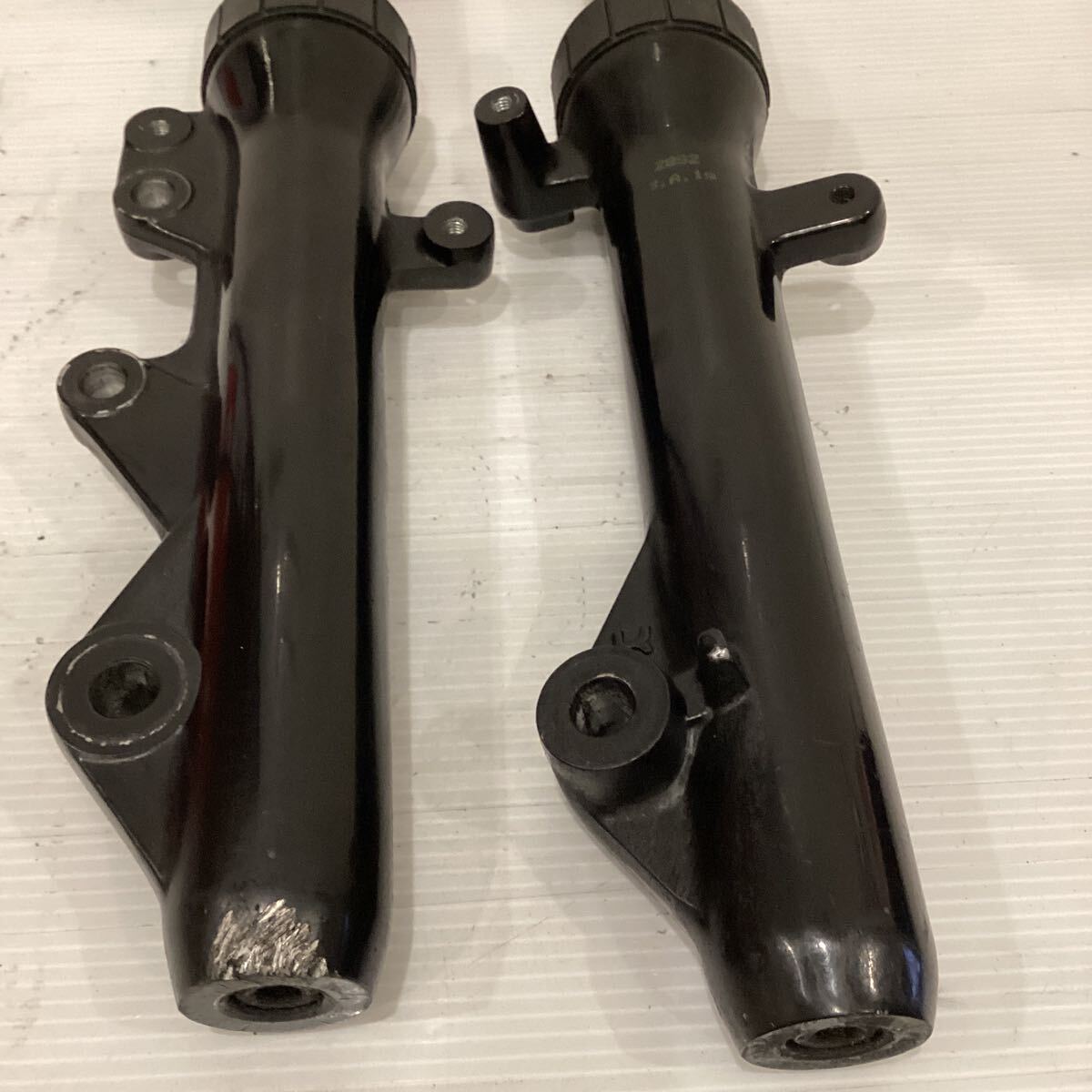 A10-9 ヤマハ シグナスX SE44J 国内2型　 フロントフォーク　漏れ有り　純正部品_画像5