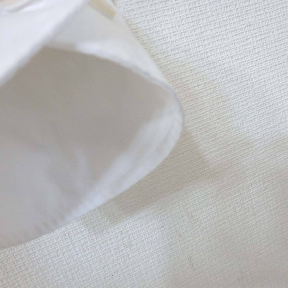 【送料無料】ユニクロ スーパーノンアイロンシャツスリムフィット　Lサイズ　メンズ　　G0１３/小さいしみあり_画像4