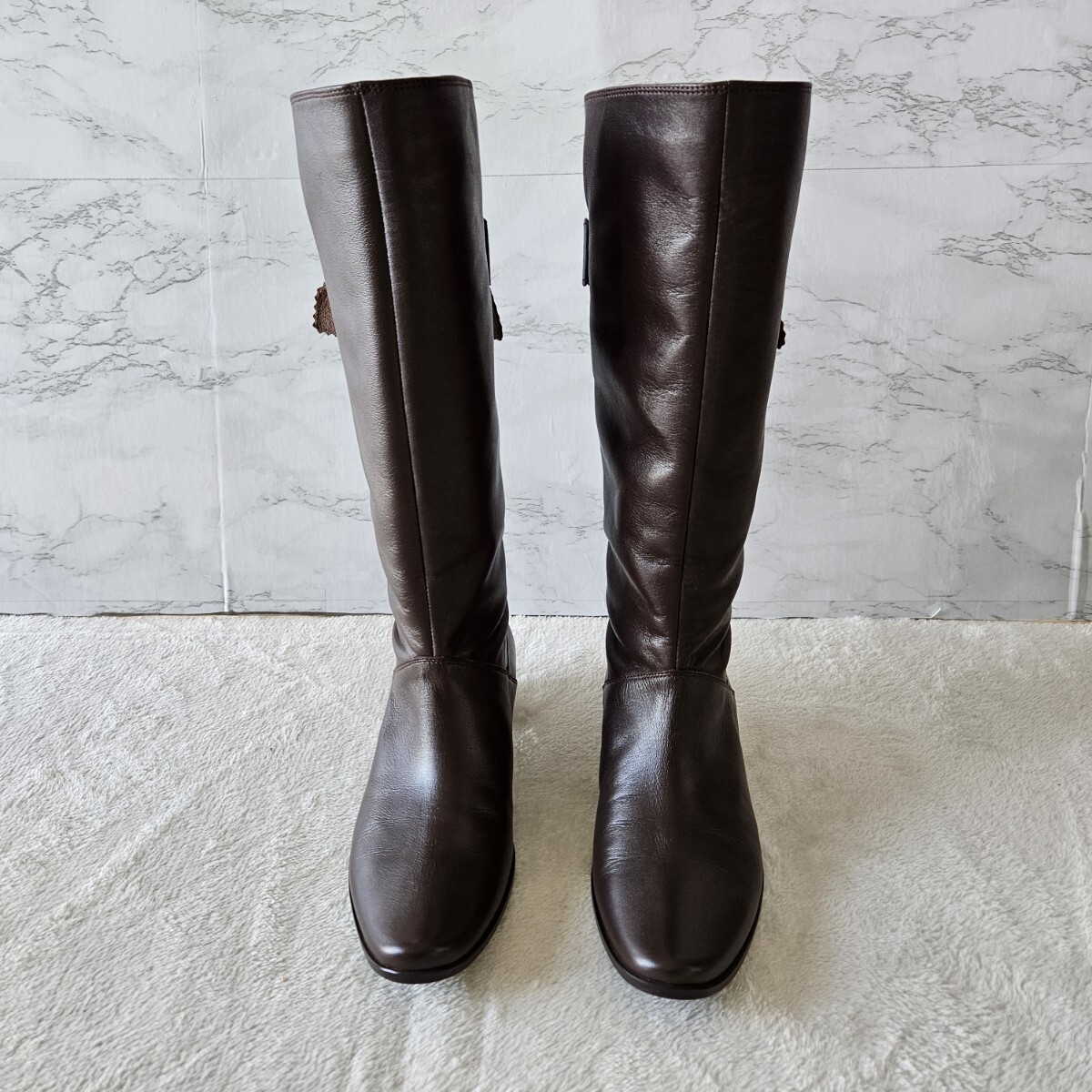 EIZO エイゾー chuchoter 天然皮革 ロングブーツ バックリボン ブラウン サイズ22.5cm かかとのすり減りが若干あります_画像2