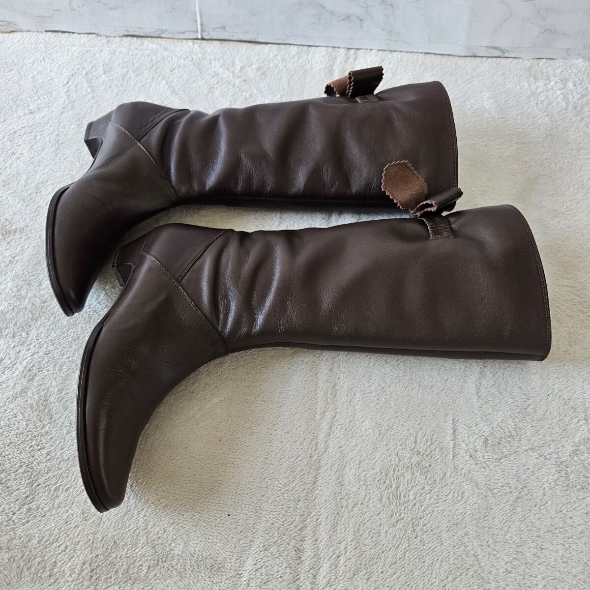 EIZO エイゾー chuchoter 天然皮革 ロングブーツ バックリボン ブラウン サイズ22.5cm かかとのすり減りが若干あります_画像4