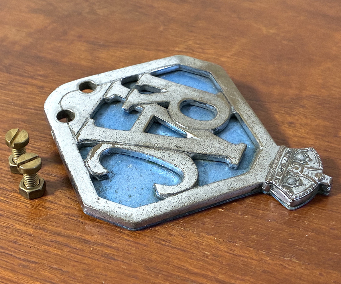 1940〜50年代 英国製 RAC グリルバッジ(プレートタイプ)ビンテージ 当時物 Royal Automobile Club England Mini Vespa Lambretta などに _画像3