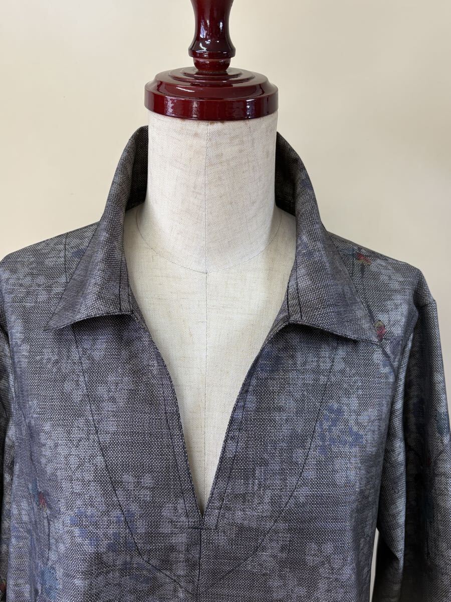 着物リメイク★ 正絹★ 紬★ 焦茶色★草花★シャツカラー、ロングフレアーワンピース_画像4