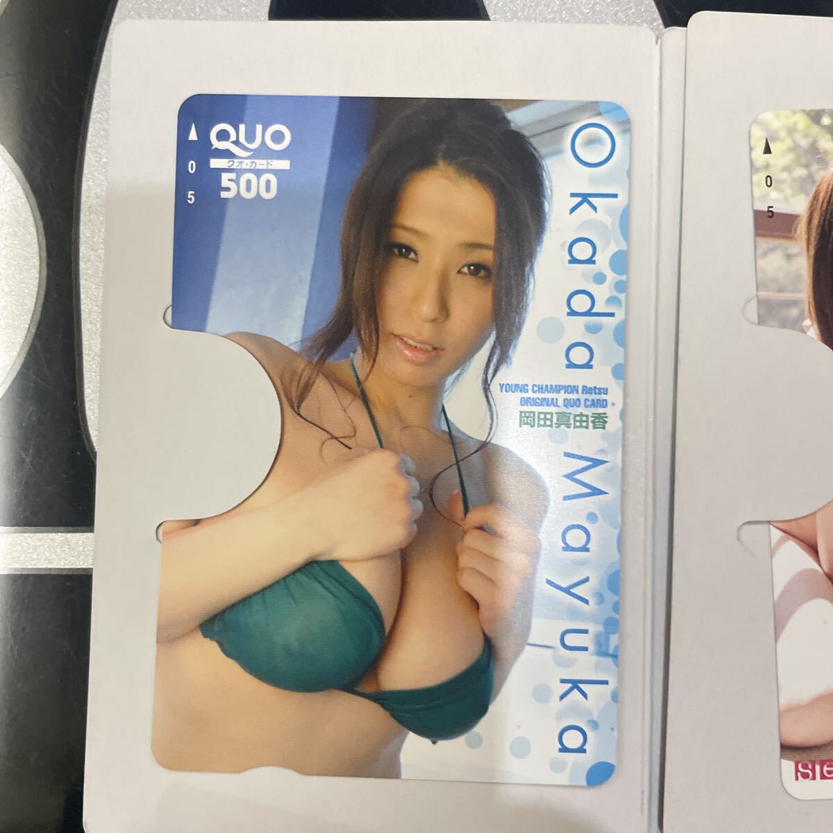 No153 Young Champion QUO карта идол gravure