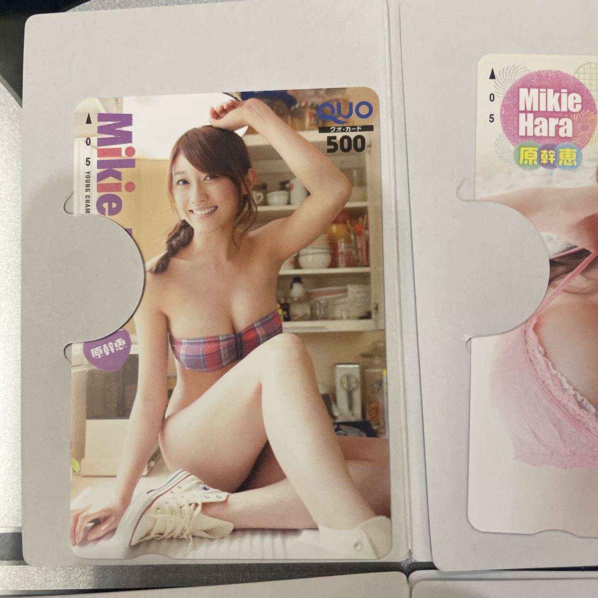 No157 Young Champion QUO карта идол gravure