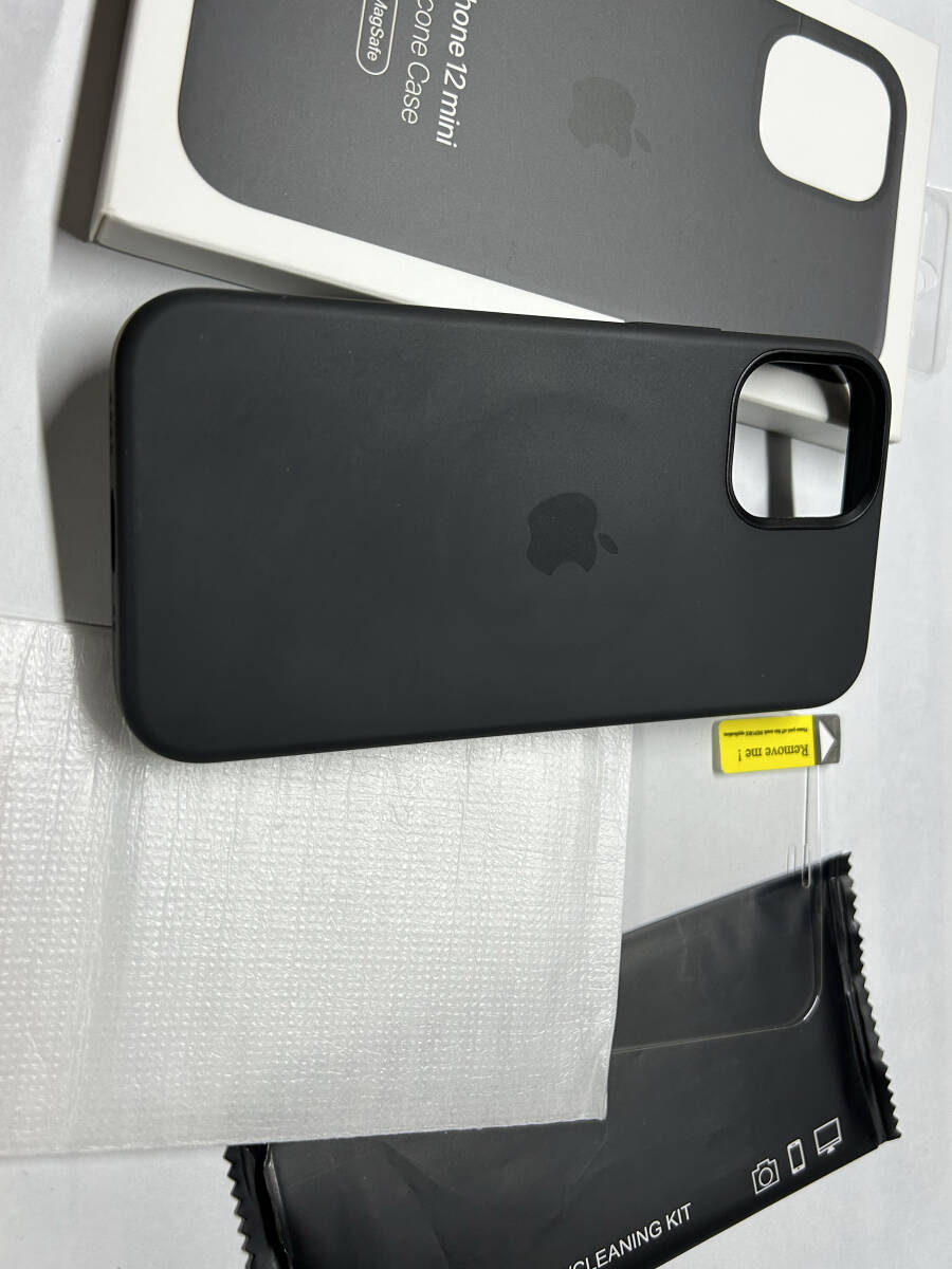 iPhone12 mini 128GB черный sim free прекрасный товар ( б/у )Apple( Apple ) б/у. оригинальный покрытие . новый товар. экран стекло 1 листов имеется 