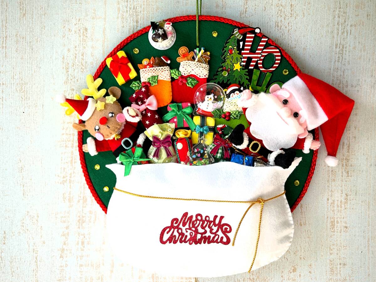 HAPPY*ハンドメイド*フェルト*クリスマス*リース*壁飾り*インテリア*サンタ*プレゼント*ケーキ*靴下*ゾウ*パンダ*キリン*_画像3