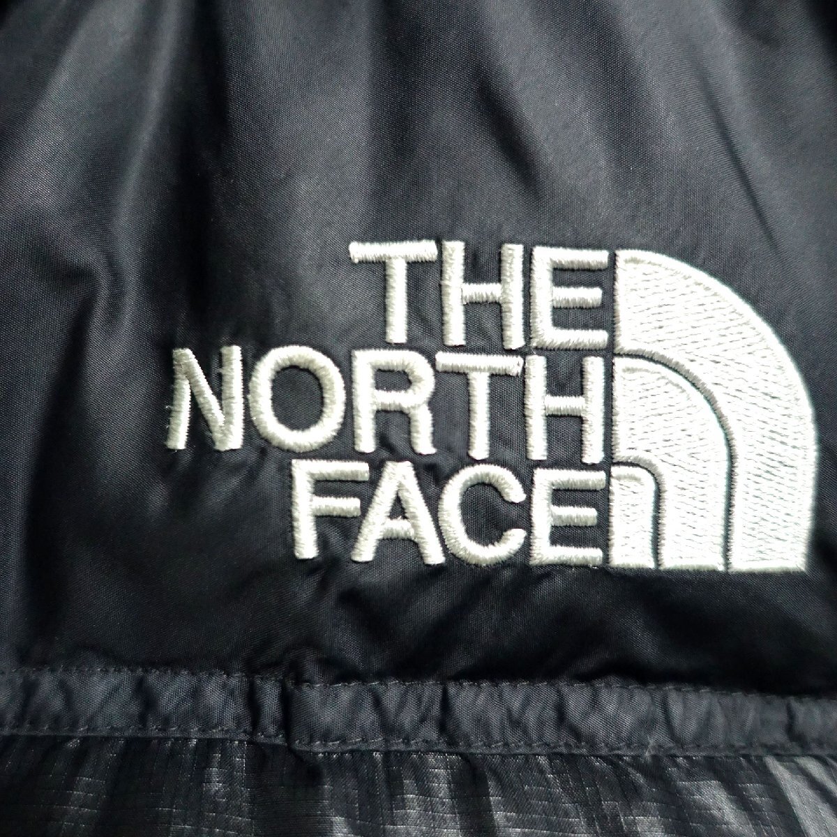 THE NORTH FACE ノースフェイス ヌプシ ダウンジャケット 700FP メンズ Sサイズ 正規品 ブラック Z5968_画像4