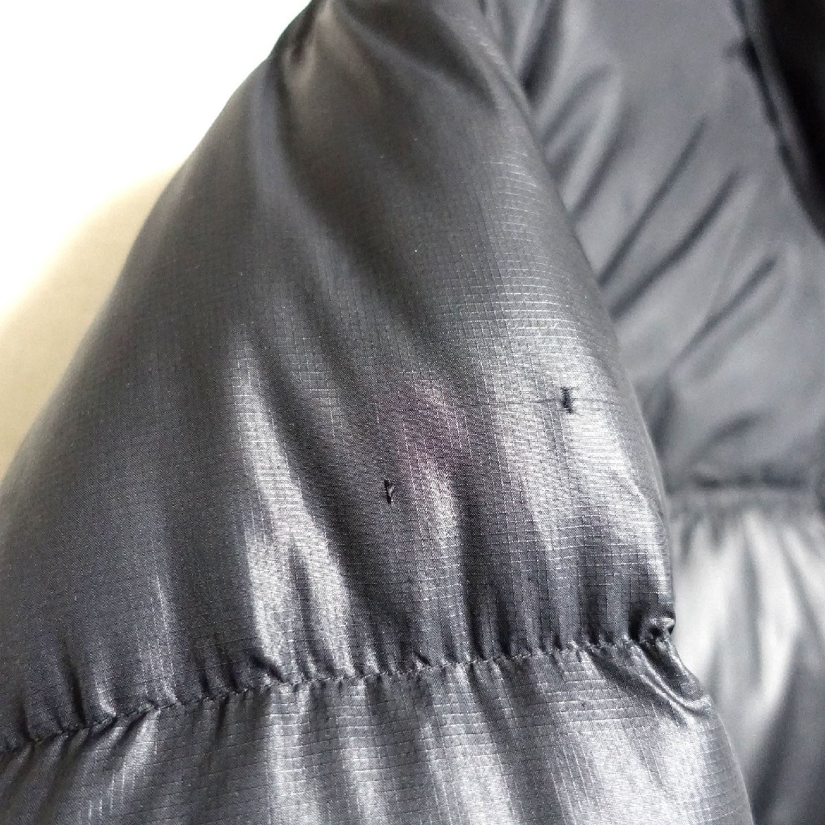 THE NORTH FACE ノースフェイス ヌプシ ダウンジャケット 700FP メンズ Sサイズ 正規品 ブラック Z5968_画像7