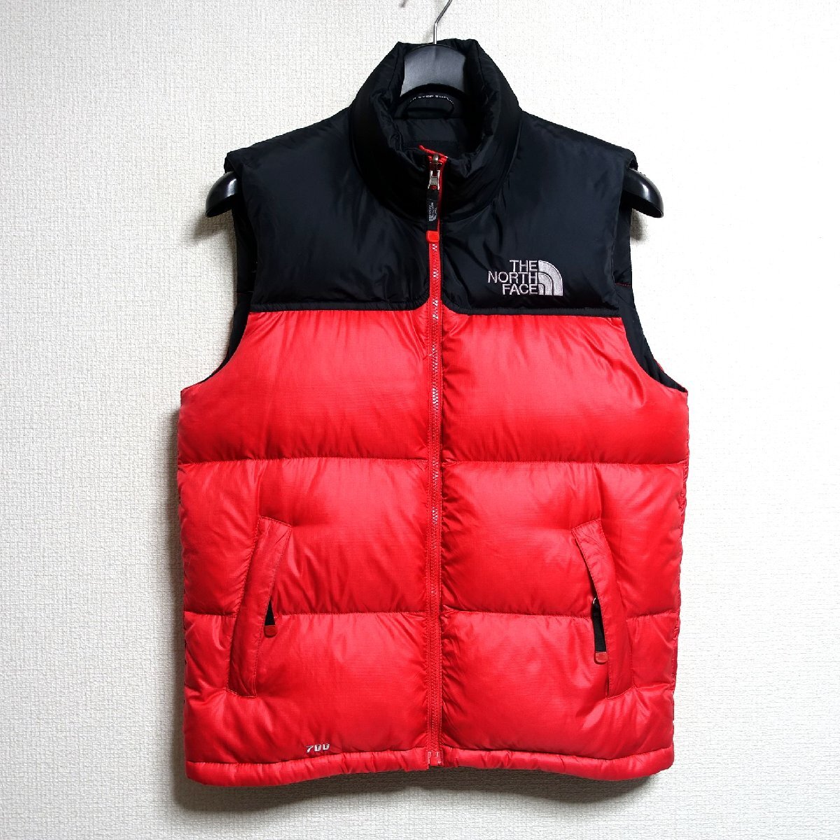 THE NORTH FACE ノースフェイス ヌプシ ダウンベスト 700FP メンズ Sサイズ 正規品 レッド Z5992_画像1