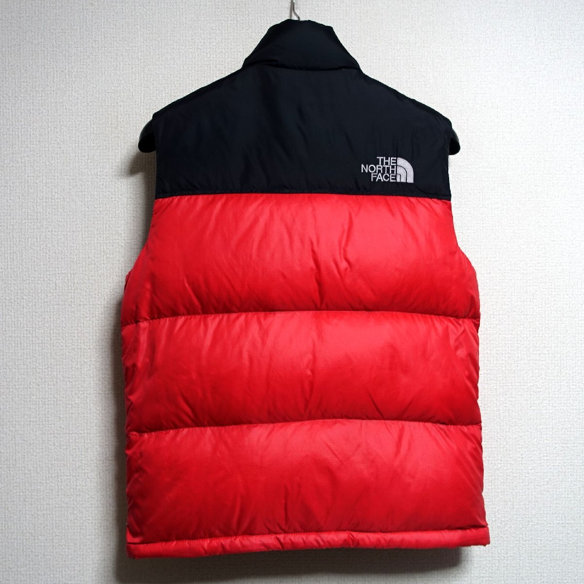 THE NORTH FACE ノースフェイス ヌプシ ダウンベスト 700FP メンズ Sサイズ 正規品 レッド Z5992_画像2