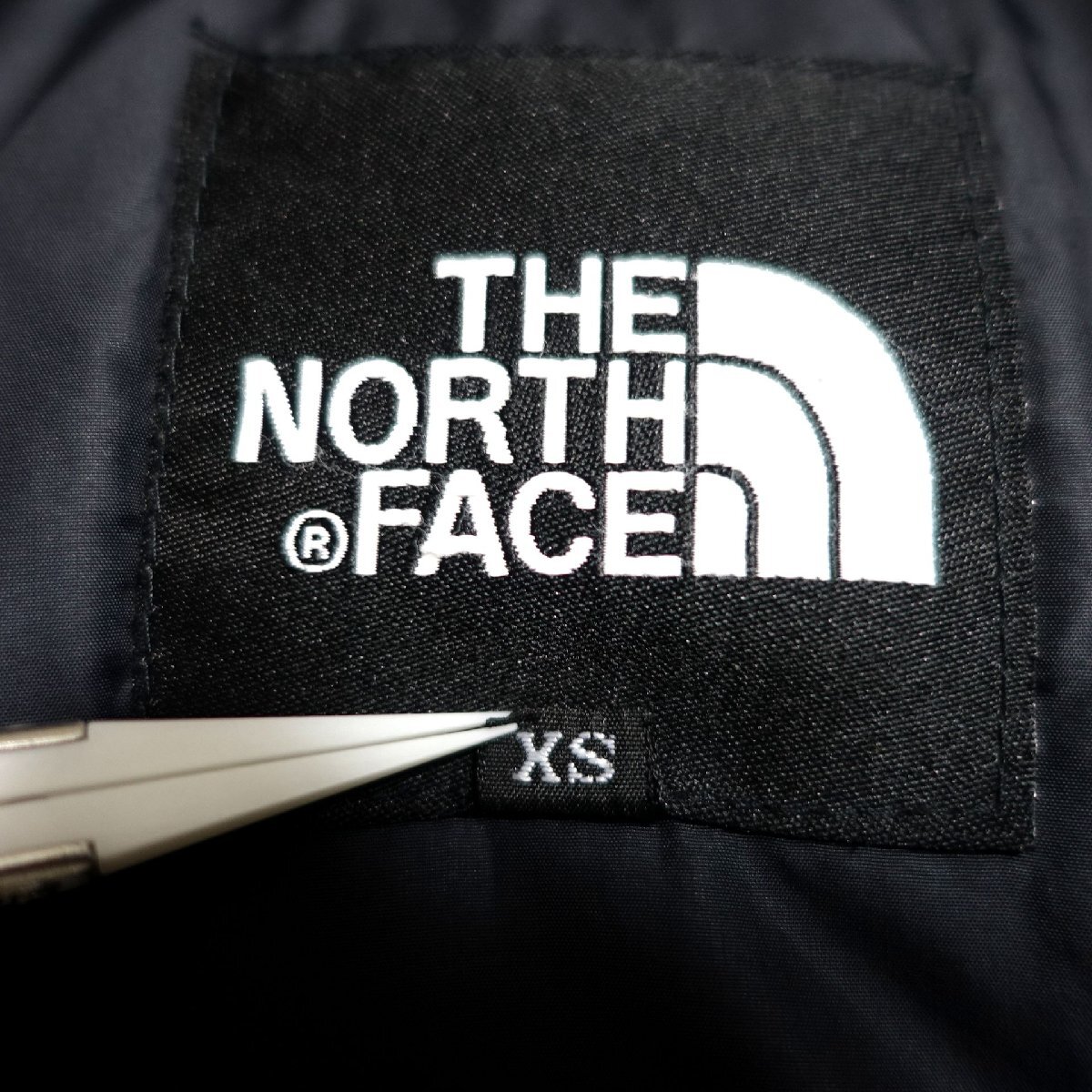 THE NORTH FACE ノースフェイス ヌプシ ダウンジャケット 700FP メンズ XSサイズ 正規品 ブラック Z5991_画像6