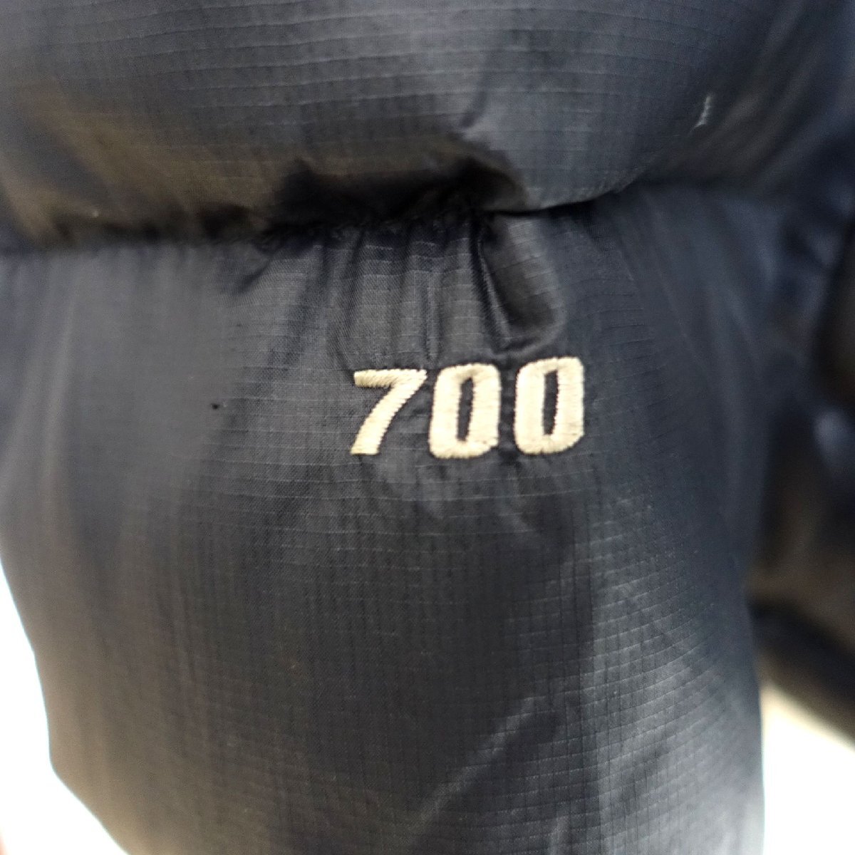 THE NORTH FACE ノースフェイス ヌプシ ダウンジャケット 700FP メンズ Sサイズ 正規品 ブラック D10353_画像5