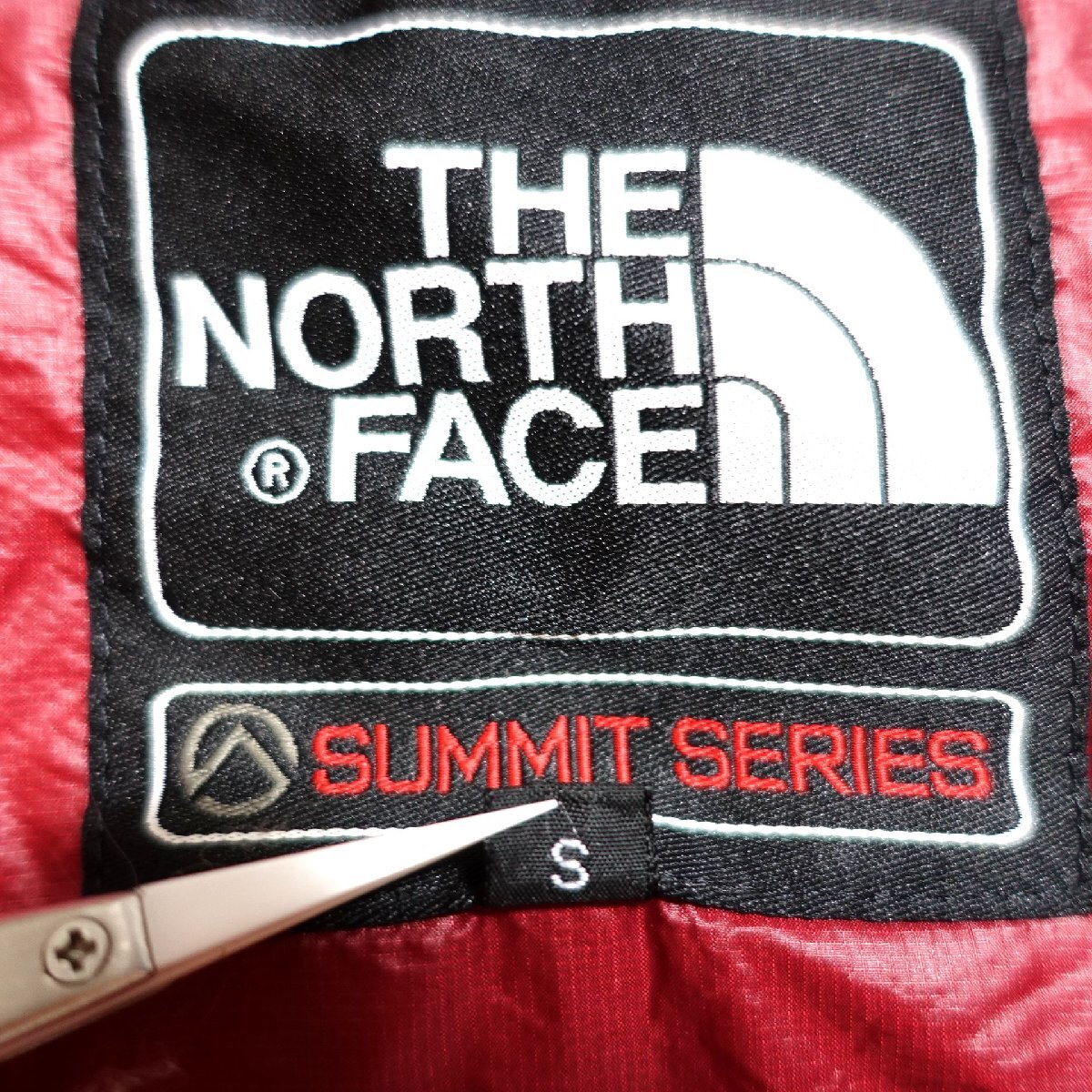 THE NORTH FACE ノースフェイス サミットシリーズ アコンカグア ダウンジャケット メンズ Sサイズ 正規品 レッド D10371_画像6
