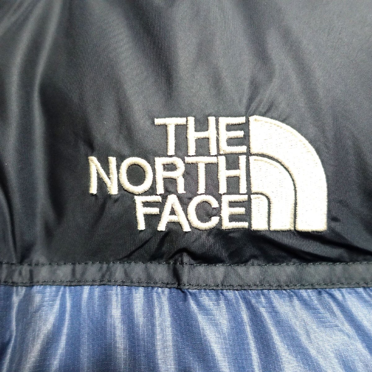 THE NORTH FACE ノースフェイス ヌプシ ダウンジャケット 700FP メンズ Sサイズ 正規品 ブルー D10428_画像4