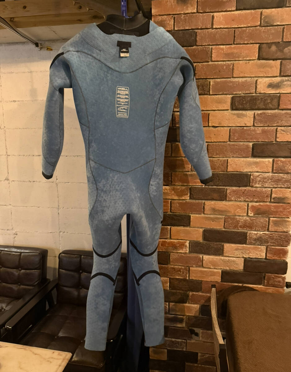 使用期間2ヶ月　O'NEILL オニール　冬用　セミドライ　定価16万円　オプション多数　美品_画像7