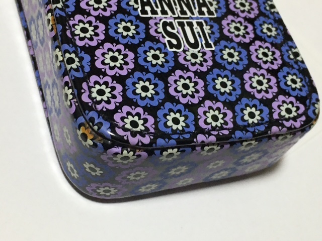 【ANNA SUI】（NO.0004）アナスイ 　ネイルケアセット　　花柄ケース入り　ノベルティ　非売品　※訳あり未使用※　_画像3