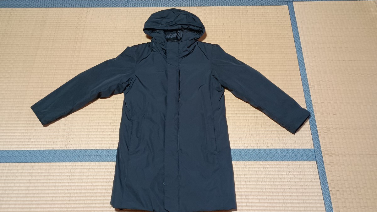 【美品】UNIQLOユニクロ☆ハイブリッドダウンコート☆ブラック☆サイズＸＳ_画像1