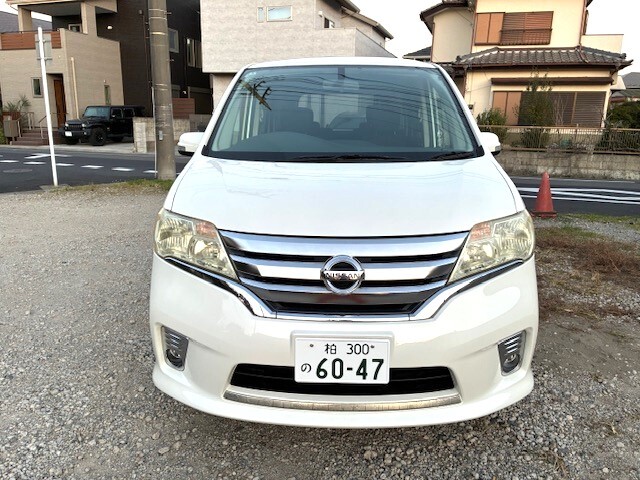 程度良好★車検ロングR9年8月★H23年式26セレナハイウェイスター★人気のパール/左右パワスラ/ナビ地デジ/Bカメラ/クルコン★快調/綺麗です_画像3