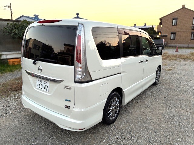 程度良好★車検ロングR9年8月★H23年式26セレナハイウェイスター★人気のパール/左右パワスラ/ナビ地デジ/Bカメラ/クルコン★快調/綺麗です_画像5