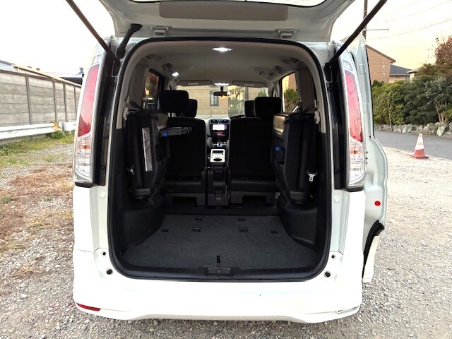 程度良好★車検ロングR9年8月★H23年式26セレナハイウェイスター★人気のパール/左右パワスラ/ナビ地デジ/Bカメラ/クルコン★快調/綺麗です_画像8