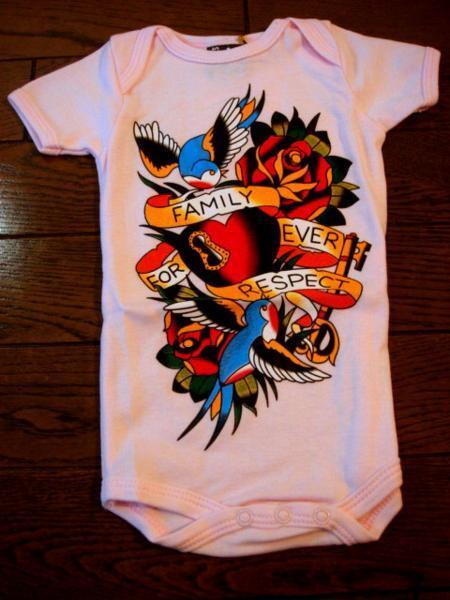 ベビー服【ロンパース】ハートに鍵穴【3～6】シックス バニーズ 出産祝い タトゥー柄 男の子 女の子 アメリカン アメカジ ロック ハート_画像3