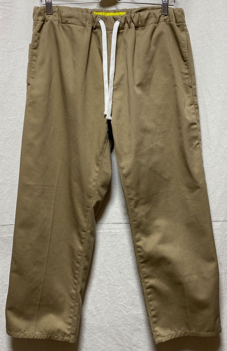 NECESSARY OR UNNECESSARY TCツイル　イージーパンツ　ベージュ　2 トラウザー　ワークパンツ　ネセサリーオアアンネセサリー　NOUN_画像2