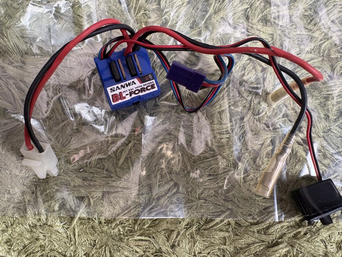 ラジコン RC アンプ BL-FORCE BL-フォース　 ESC FET サンワ　SANWA 被覆痛みあり_画像1