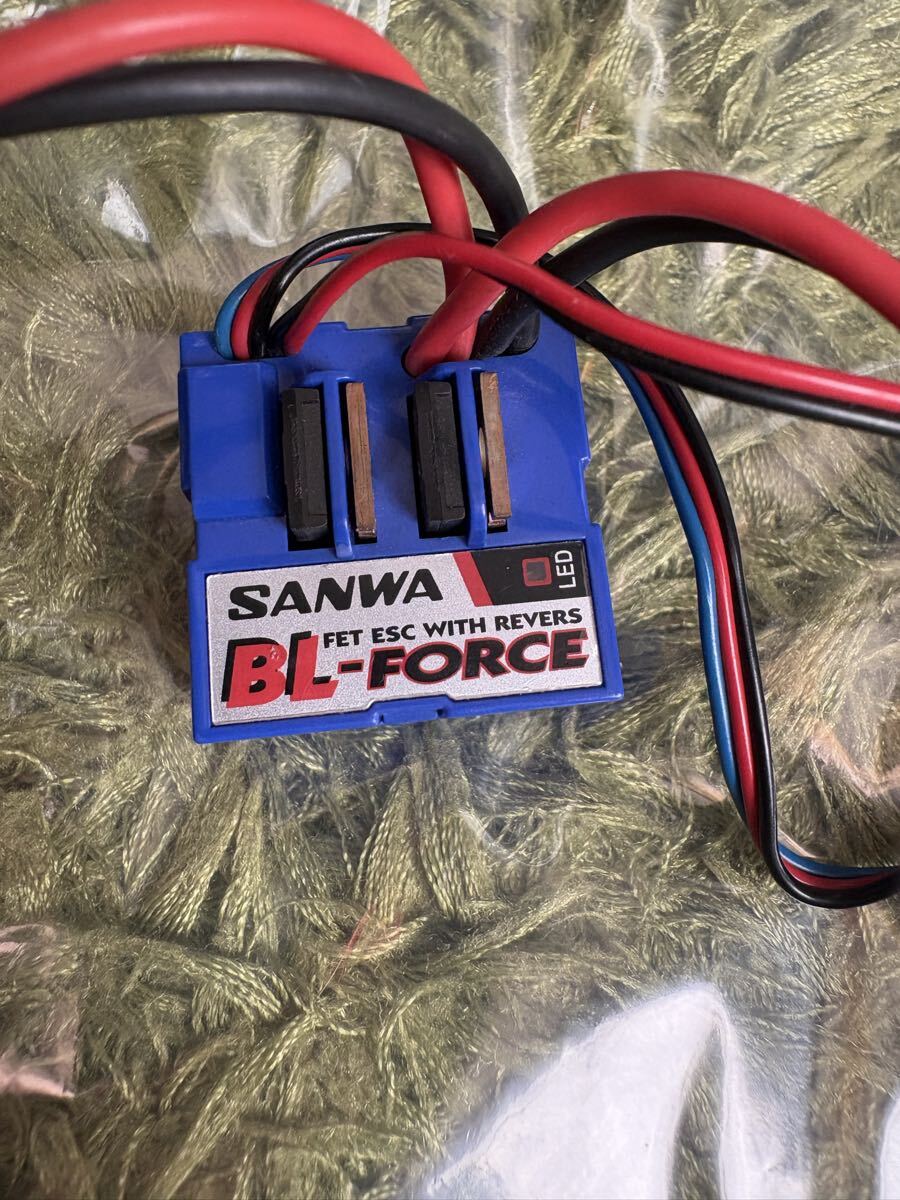ラジコン RC アンプ BL-FORCE BL-フォース　 ESC FET サンワ　SANWA 被覆痛みあり_画像2