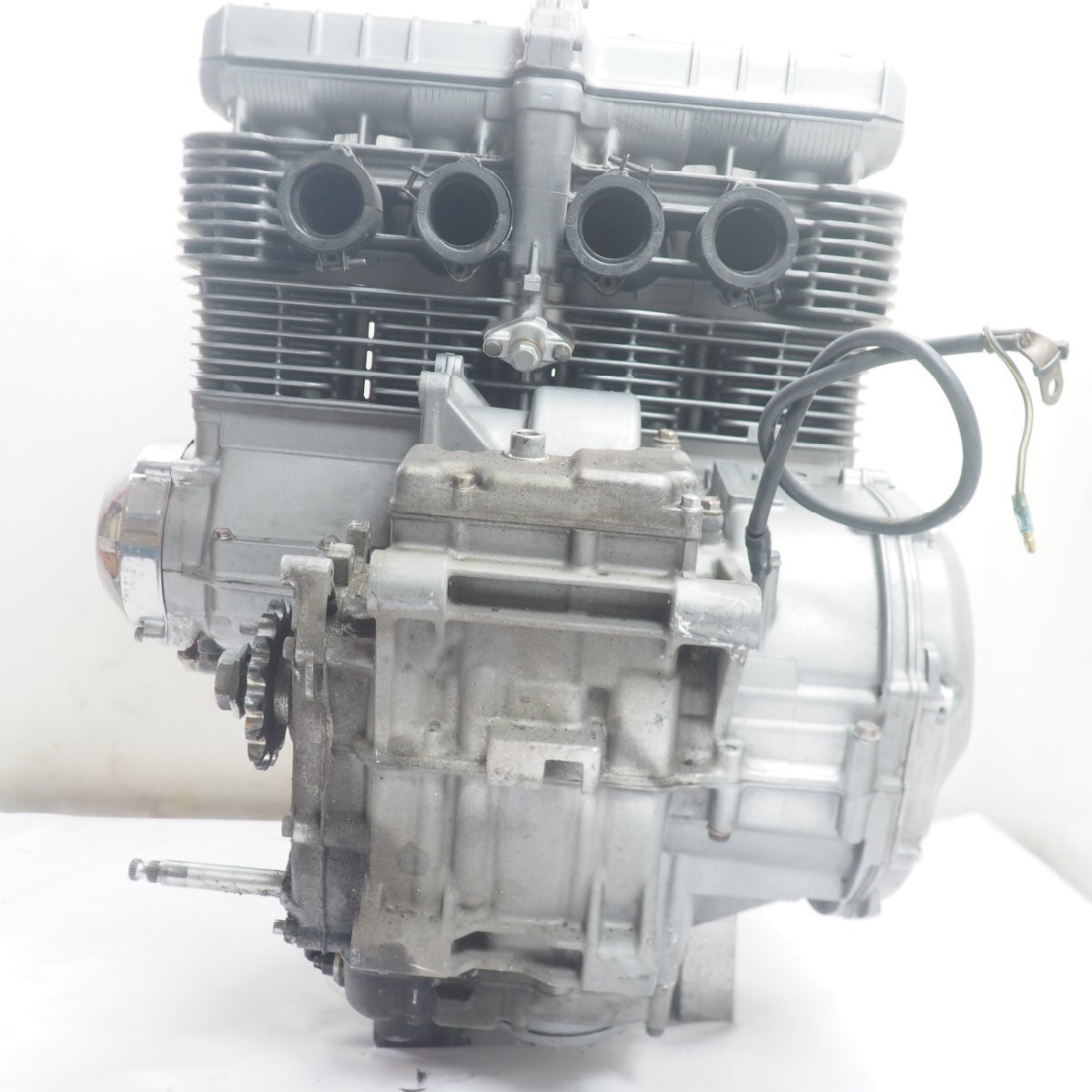 ゼファー1100 エンジン ZRT10A ZRT10AE008xxx ZEPHYR1100 engine クランキングはOK レストアベースに ピストン シリンダーの画像9