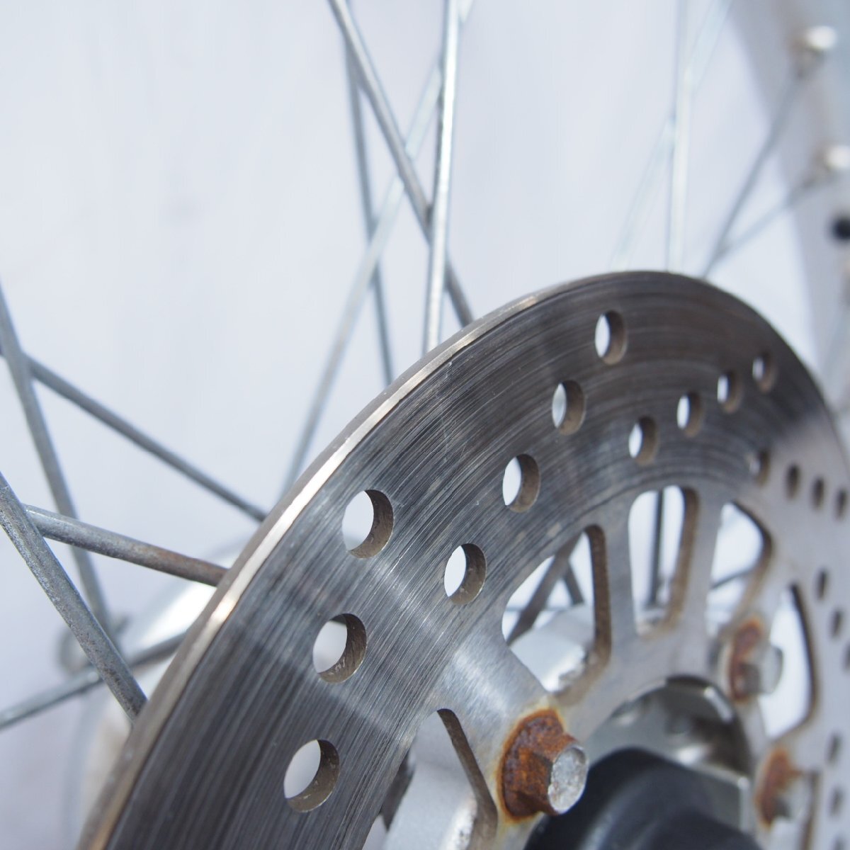 セロー225純正フロントホイール1.60×21J軽い振れあり4JGアクスル他付_画像2