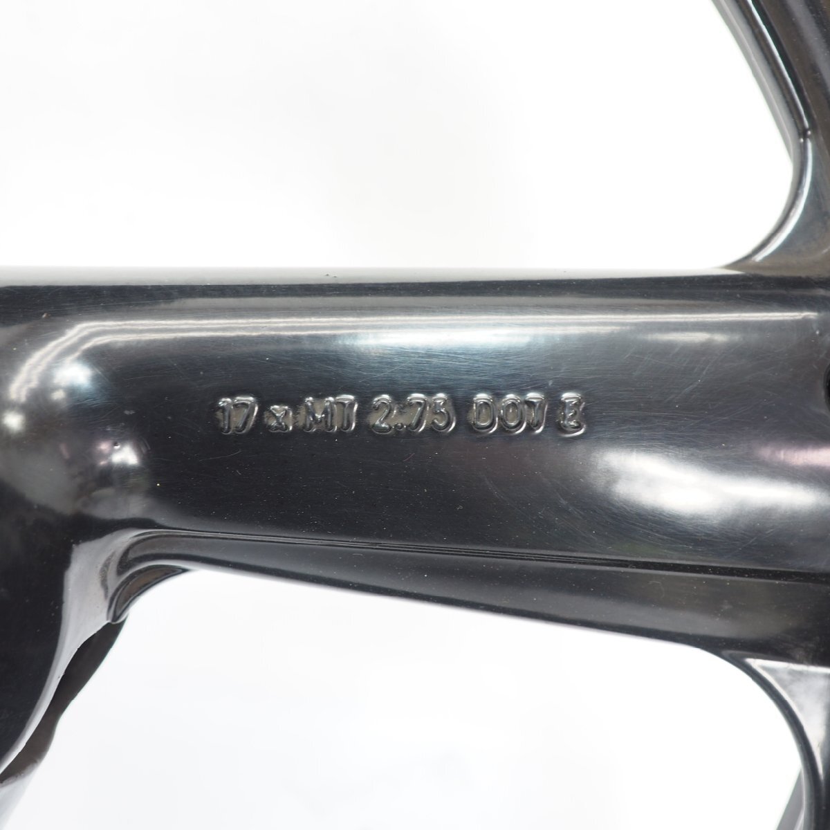 TZR125RR 4DL純正フロントホイール ホイール 17x2.75 ブレンボbrembo_画像5