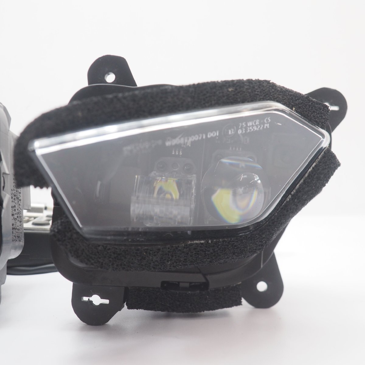 ZX-10R 純正 ヘッドライト ヘッドランプ 21-23年 レンズ割れ無し ZX10R headlight headlamp ライト ランプ レンズ_画像2