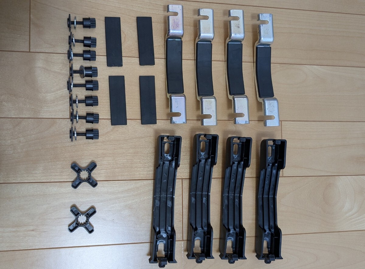 TERZO ルーフボックス　ローライダーシリーズ用 マルチクランプセット EA200 美品_画像2