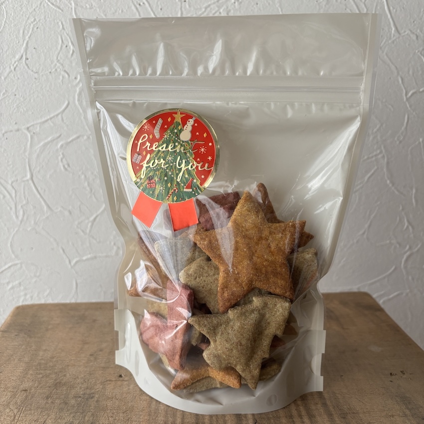 手作りドッグクッキー★クリスマスバージョン2025 無添加 無着色 焼きたてお届け 作り続けて25年 人も一緒に食べれます_画像3