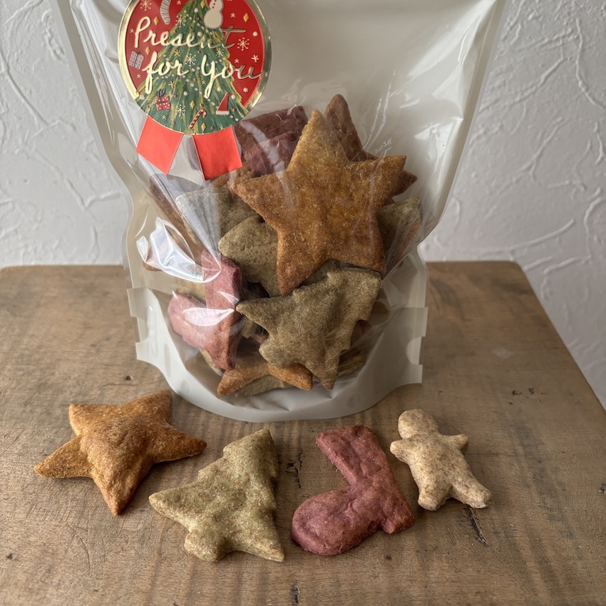 手作りドッグクッキー★クリスマスバージョン2025 無添加 無着色 焼きたてお届け 作り続けて25年 人も一緒に食べれます_画像5