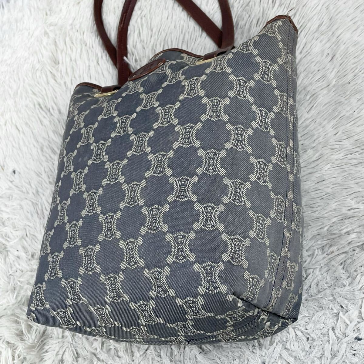 超希少品 CELINE セリーヌ パリマカダム トートバッグ ハンド ビジネスバッグ メンズ ステッチ デカロゴ 大容量 総柄 ロゴ型押し マカダム_画像3