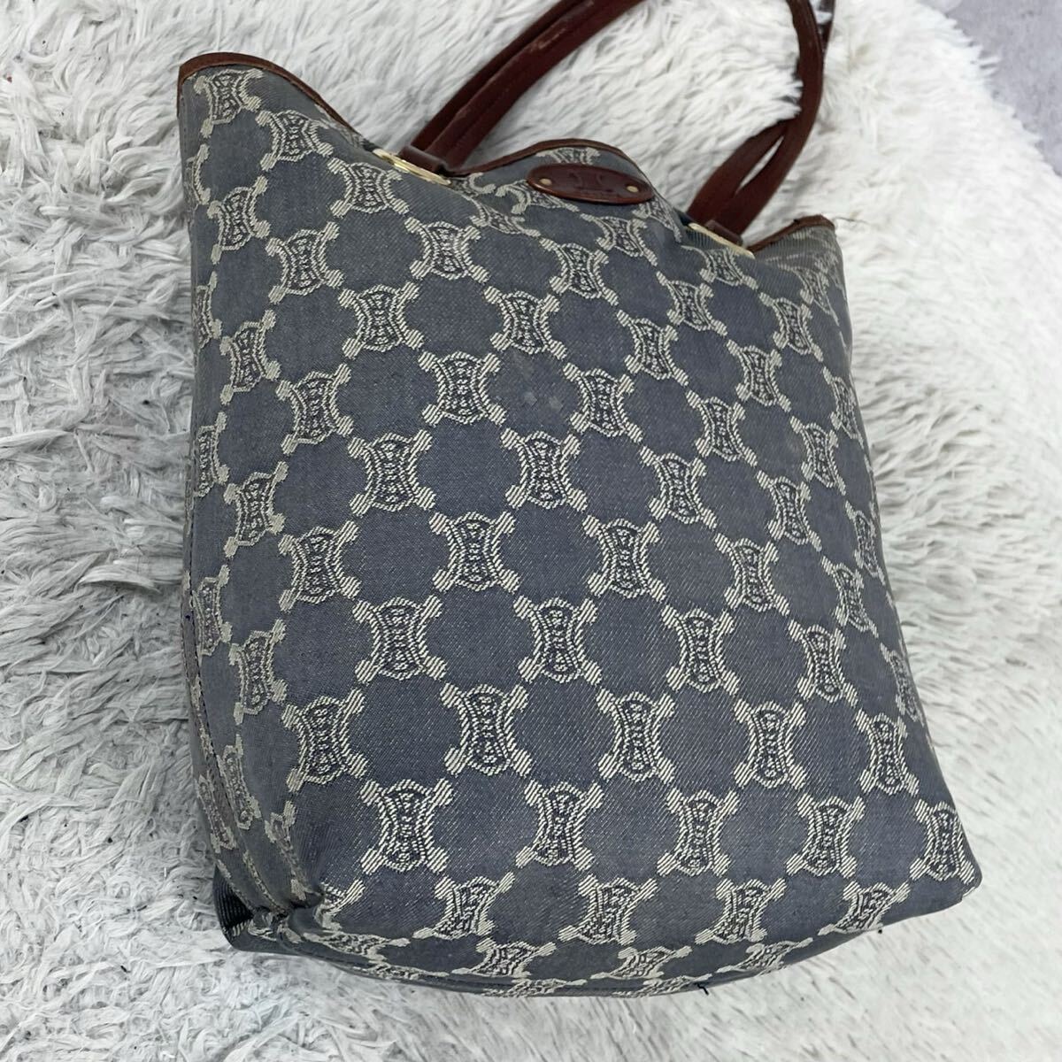 超希少品 CELINE セリーヌ パリマカダム トートバッグ ハンド ビジネスバッグ メンズ ステッチ デカロゴ 大容量 総柄 ロゴ型押し マカダム_画像4