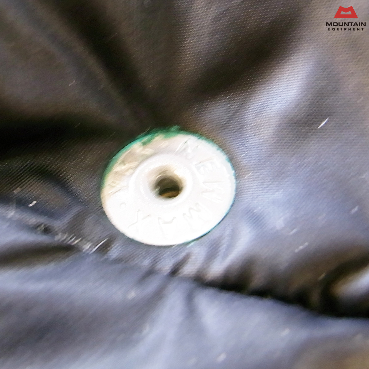 MOUNTAIN EQUIPMENT マウンテンイクイップメント ダウンジャケット| 難あり ダメージあり フード取り外し可能_画像8