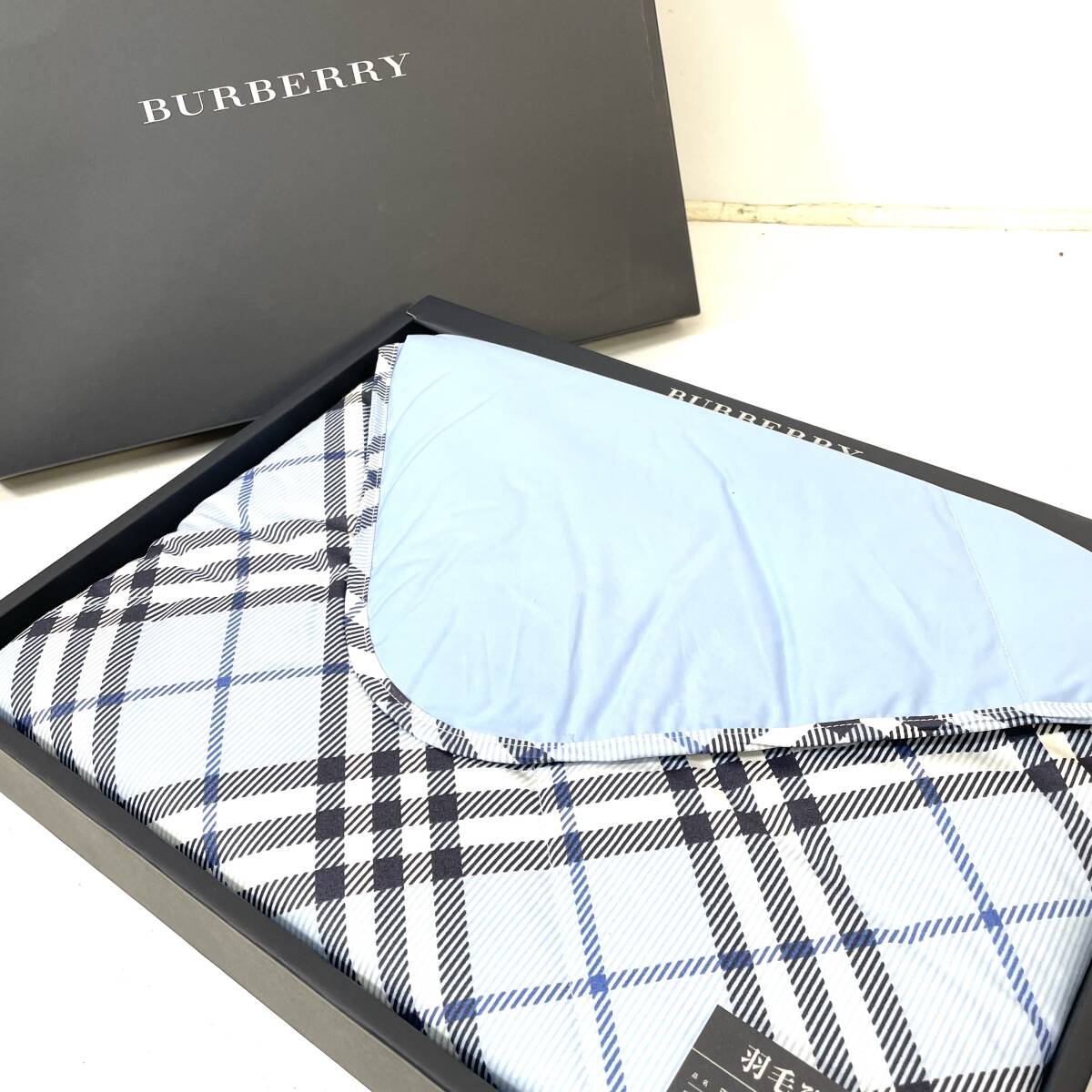 激レア 廃盤品 BURBERRY/バーバリー 正規品 未使用/羽毛ひざ掛け 膝掛け ダウン ノバチェック 西川産業シミ無し* 美品♪箱無し発送可_画像1